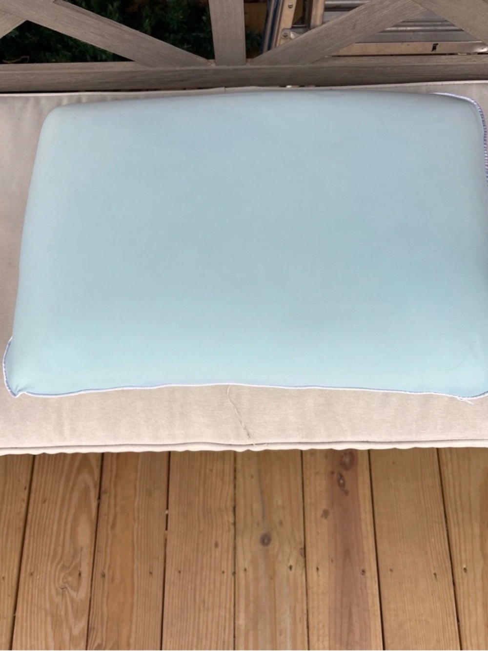 Sealy Memory Foam Pillow Cooling Cover Standard Size New